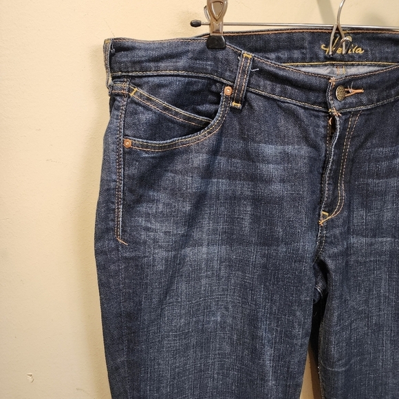 Old Navy The Diva Curvy Plus Size Boot Cut Mid Rise washed blue jeans 16 - Picture 6 of 11